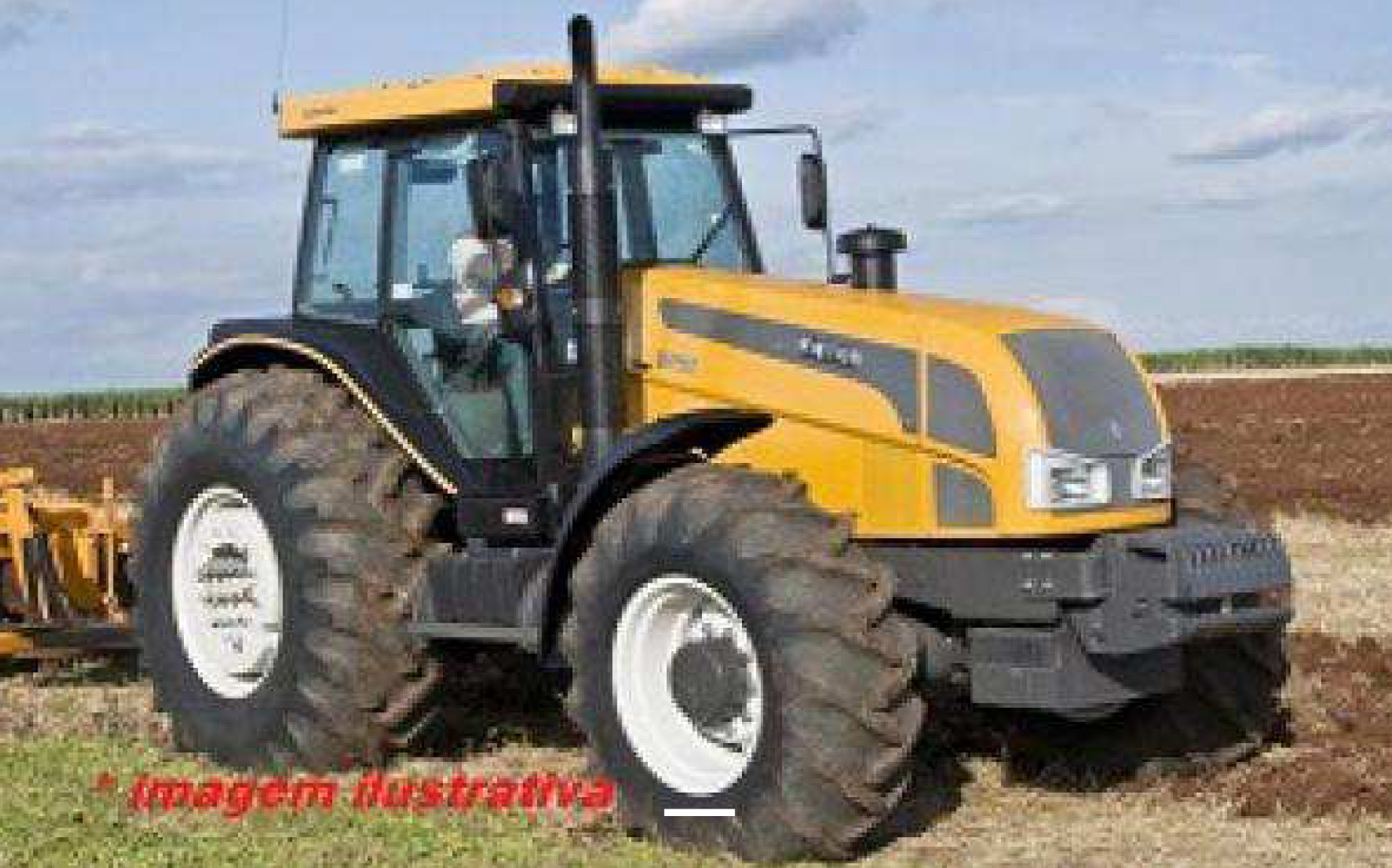 TRATOR AGRÍCULA SOBRE RODAS, com acessórios marca VALTRA, Modelo: BH 180 4x4, ano: 2007