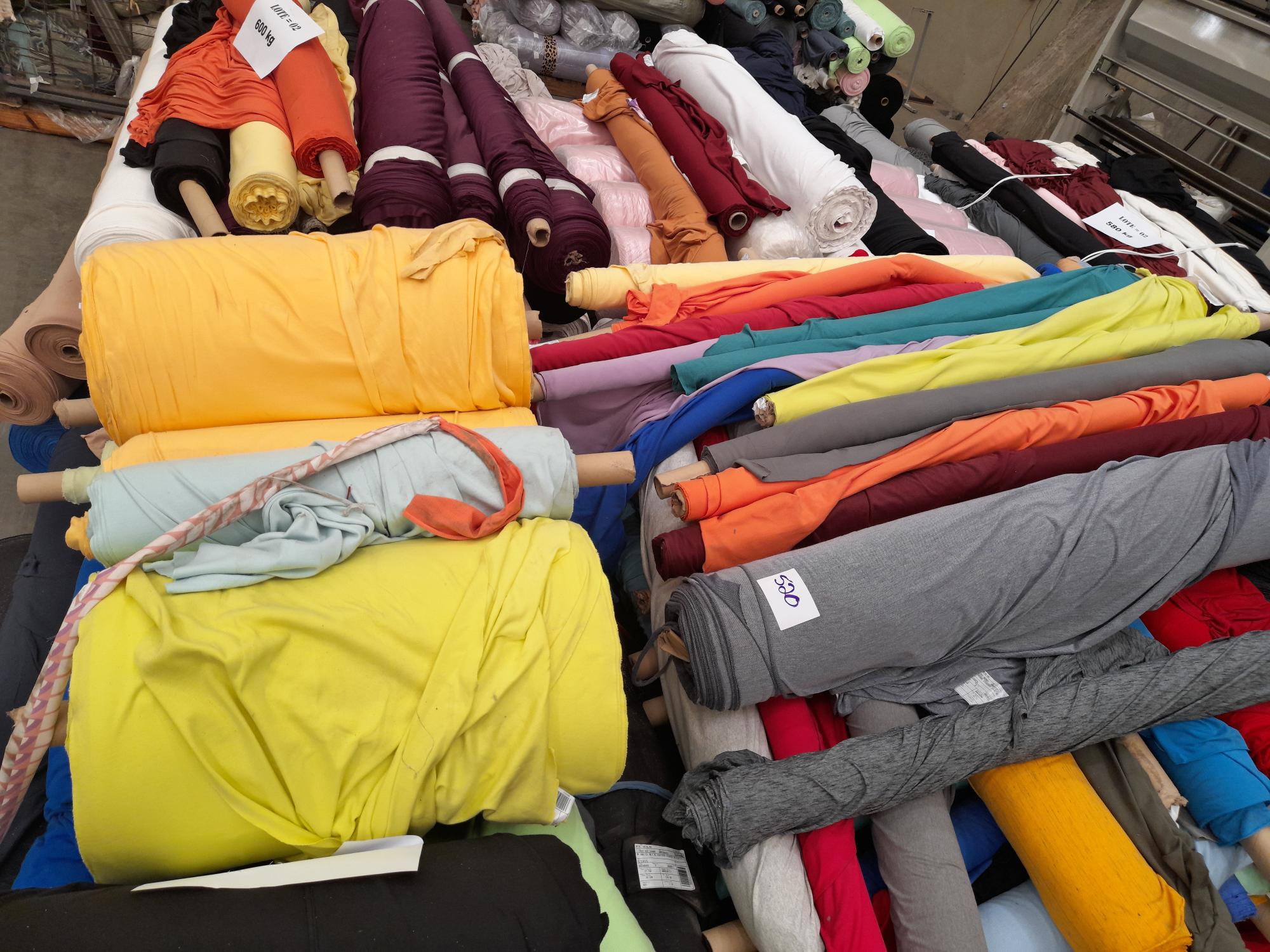 MATÉRIA PRIMA TEXTIL (Malha, Meia Malha, Tecido Plano, Ribana, Piquet e Canelado)