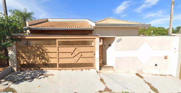 IMÓVEL RURAL COM 2,5 ALQUEIRES E UMA CASA EM CLEMENTINA
