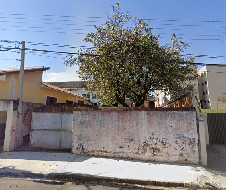 TERRENO C/ 300 m² E TERRENO C/ CASA NA AV. SÃO SEBASTIÃO EM LIMEIRA/SP