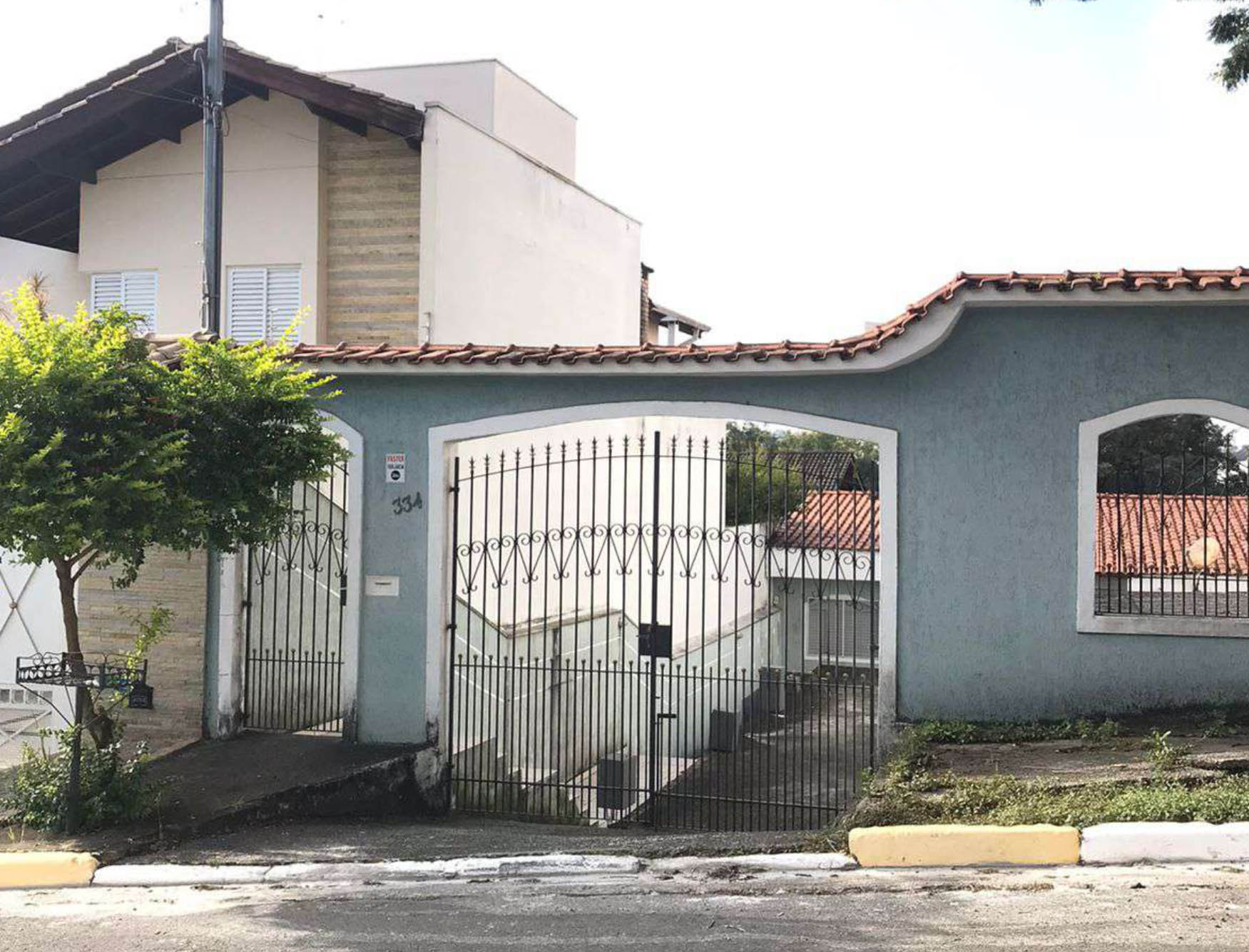 CASA c/ 301 m² total,  no "Jardim Guapira, no Bairro de Jaçanã, 22º Subdistrito - Tucuruvi