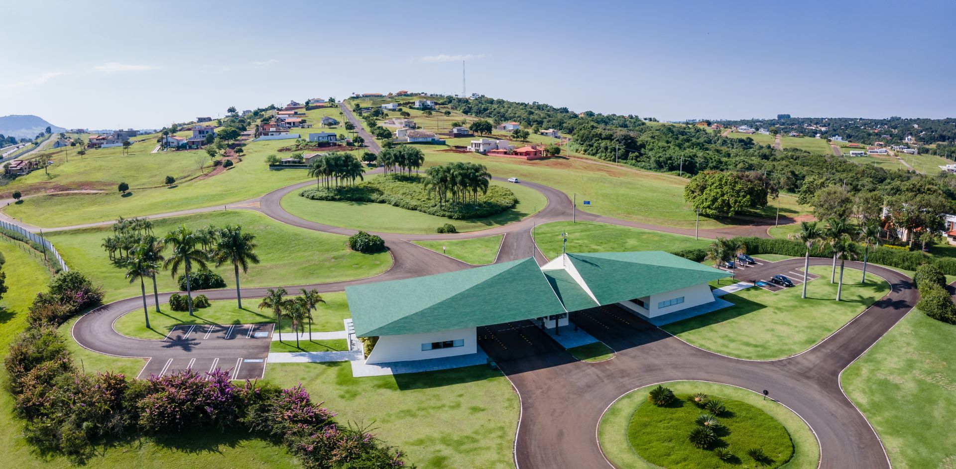 DIREITOS DE TERRENO C/ 450 m²,  LOTEAMENTO NINHO VERDE - GLEBA II,  Pardinho/SP (Botucatu)