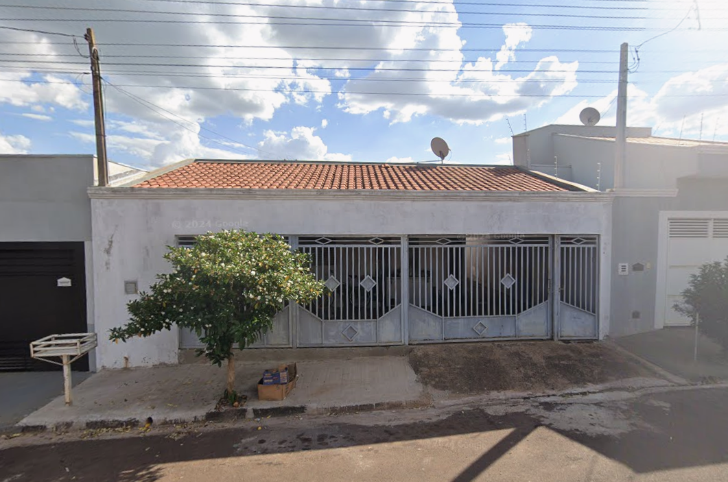 DIREITOS COMPRA E VENDA DE IMÓVEL  JARDIM DO TREVO, C/ 250 m² em BIRIGUI/SP