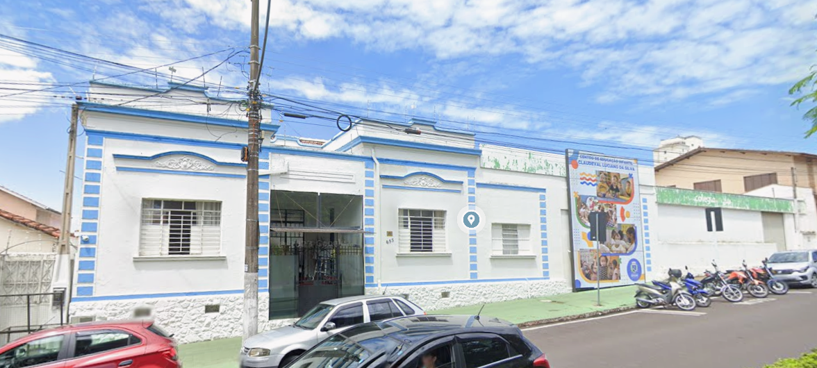 12,5% SOBRE UM PRÉDIO C/ APROX. 250 m²  em TERRENO C/ 650 m² no CENTRO DE BOTUCATU/SP