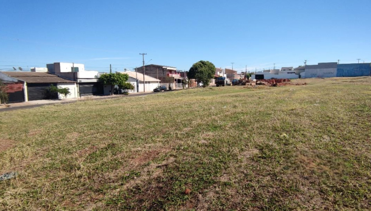 DIVERSOS TERRENOS EM MARÍLIA/SP