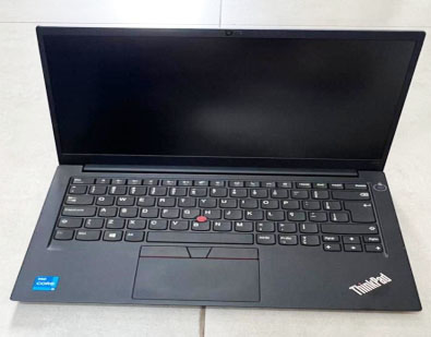 LOTE ÚNICO: 07 NOTEBOOKS THINKPAD E 01 IDEAPAD