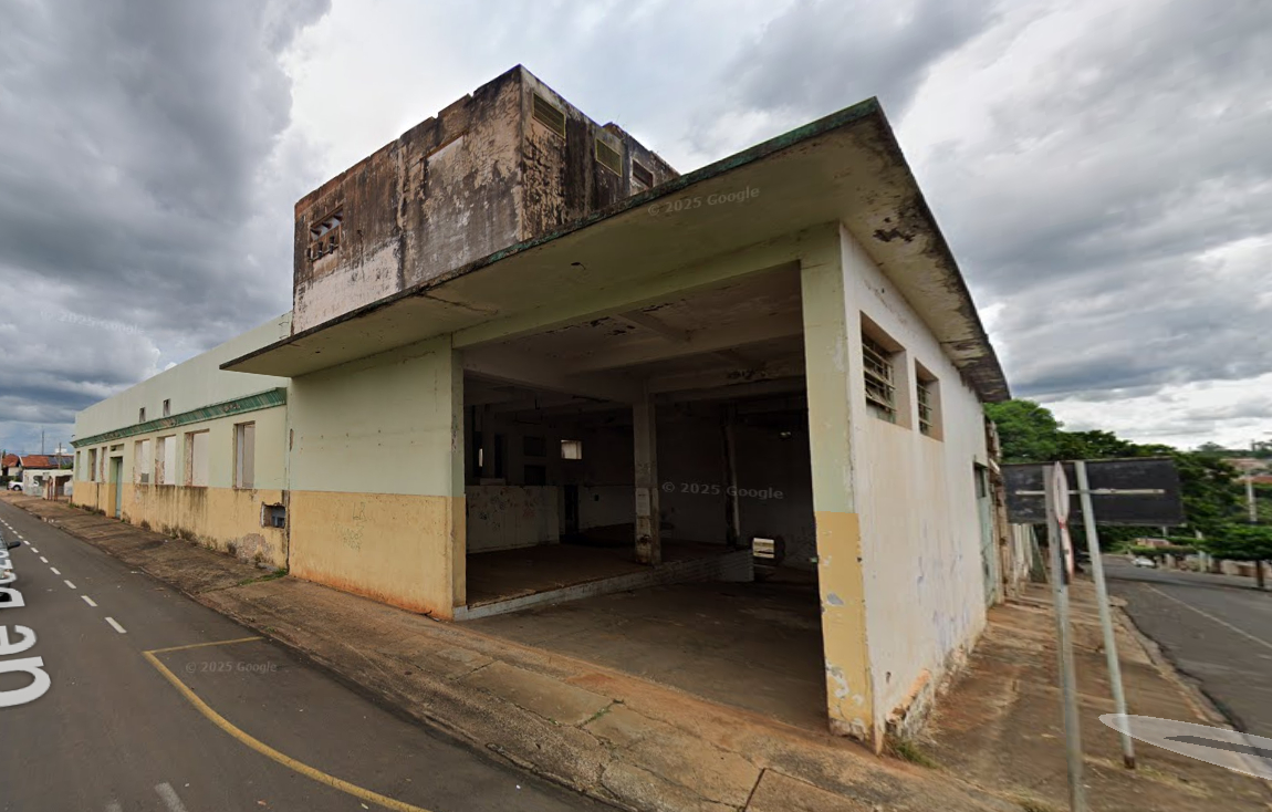 IMÓVEL COM 6.097,80 m² DE ÁREA TOTAL COM PRÉDIOS INDUSTRIAIS EM JOSÉ BONIFÁCIO/SP