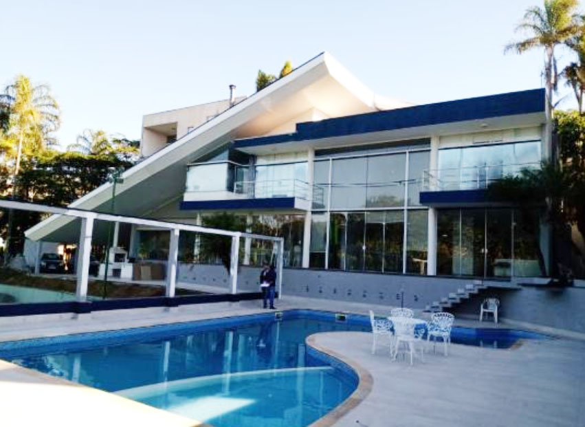 CASA 1.793,44 m² ÁREA TOTAL e 606,01 m² ÁREA CONSTRUÍDA em BRAGANÇA PAULISTA/SP